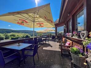 Sun deck