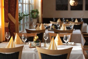 Restaurant - Luckai Hotel Restaurant (Meschede)