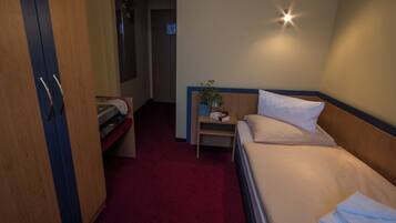 Standard Single Room | Desk, free WiFi, bed sheets