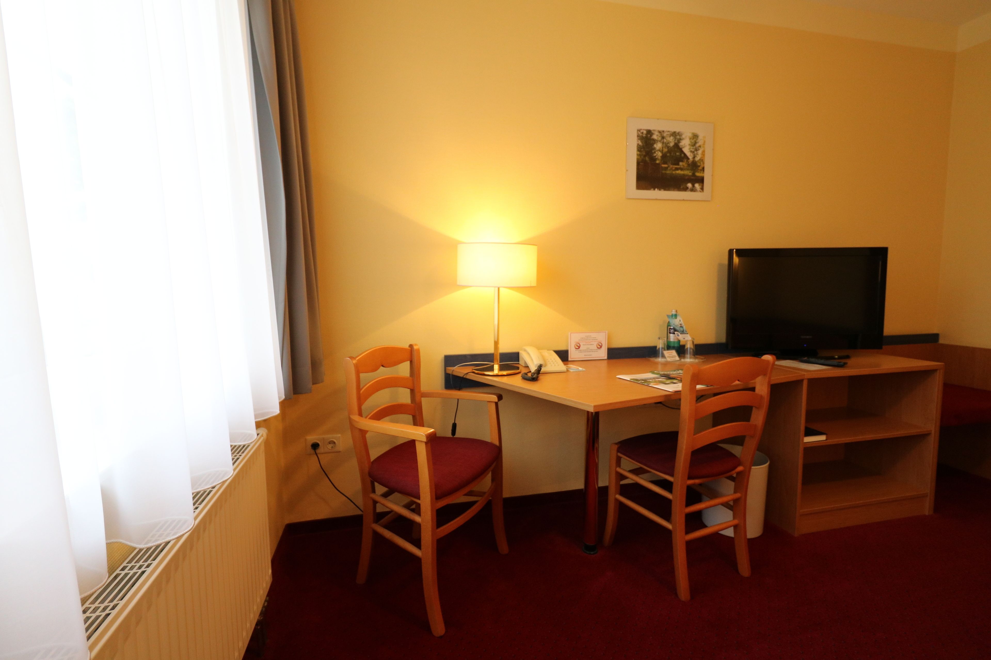 standard double room | desk, free wifi