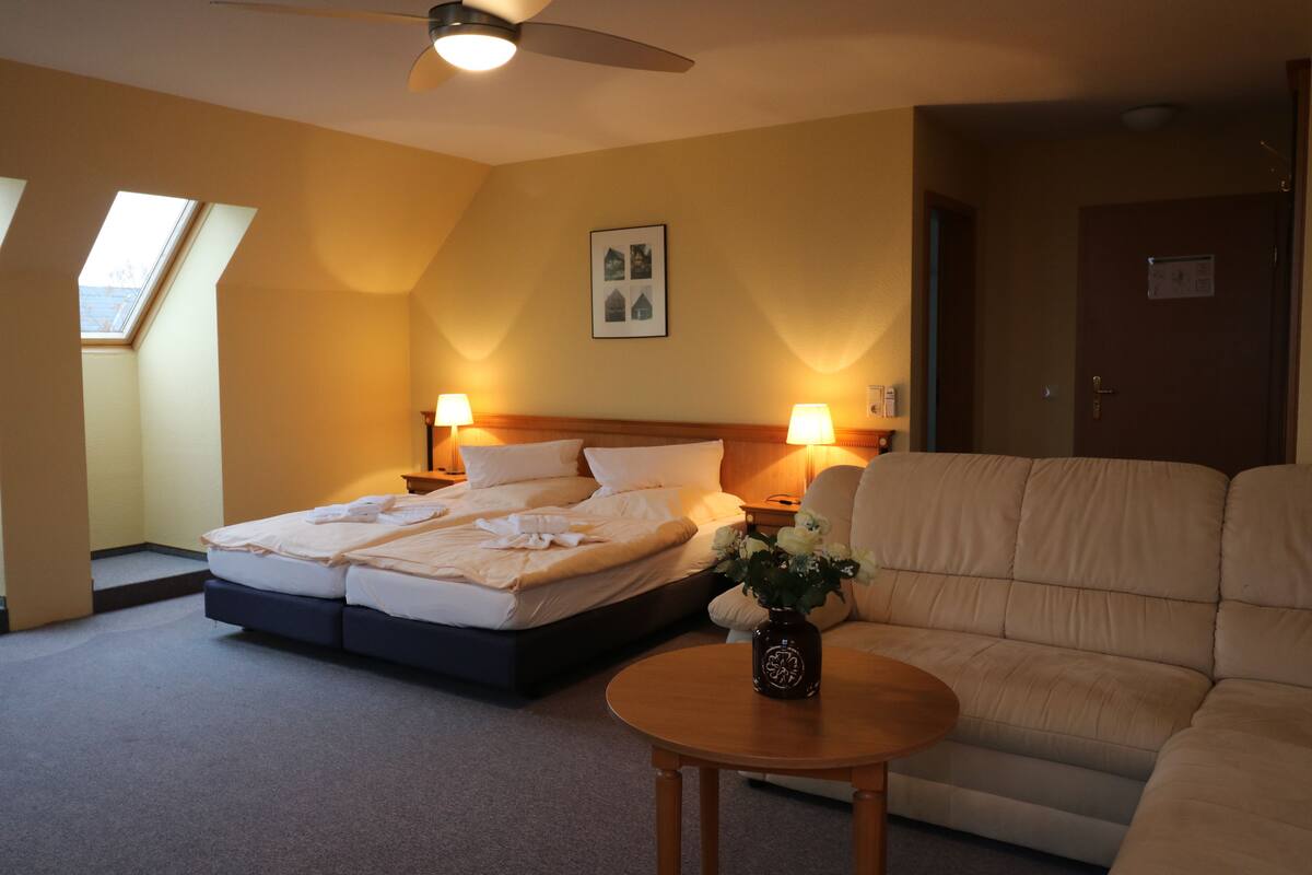 suite | room amenity