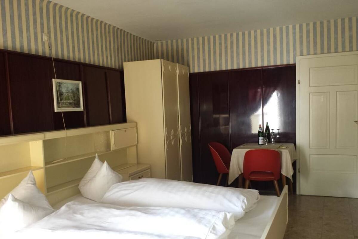 Chambre Double | Bureau, Wi-Fi gratuit, draps fournis