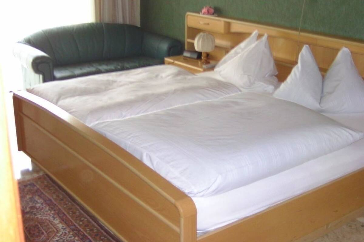 Chambre Familiale | Bureau, Wi-Fi gratuit, draps fournis