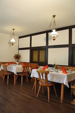 Café da manhã continental grátis todos os dias