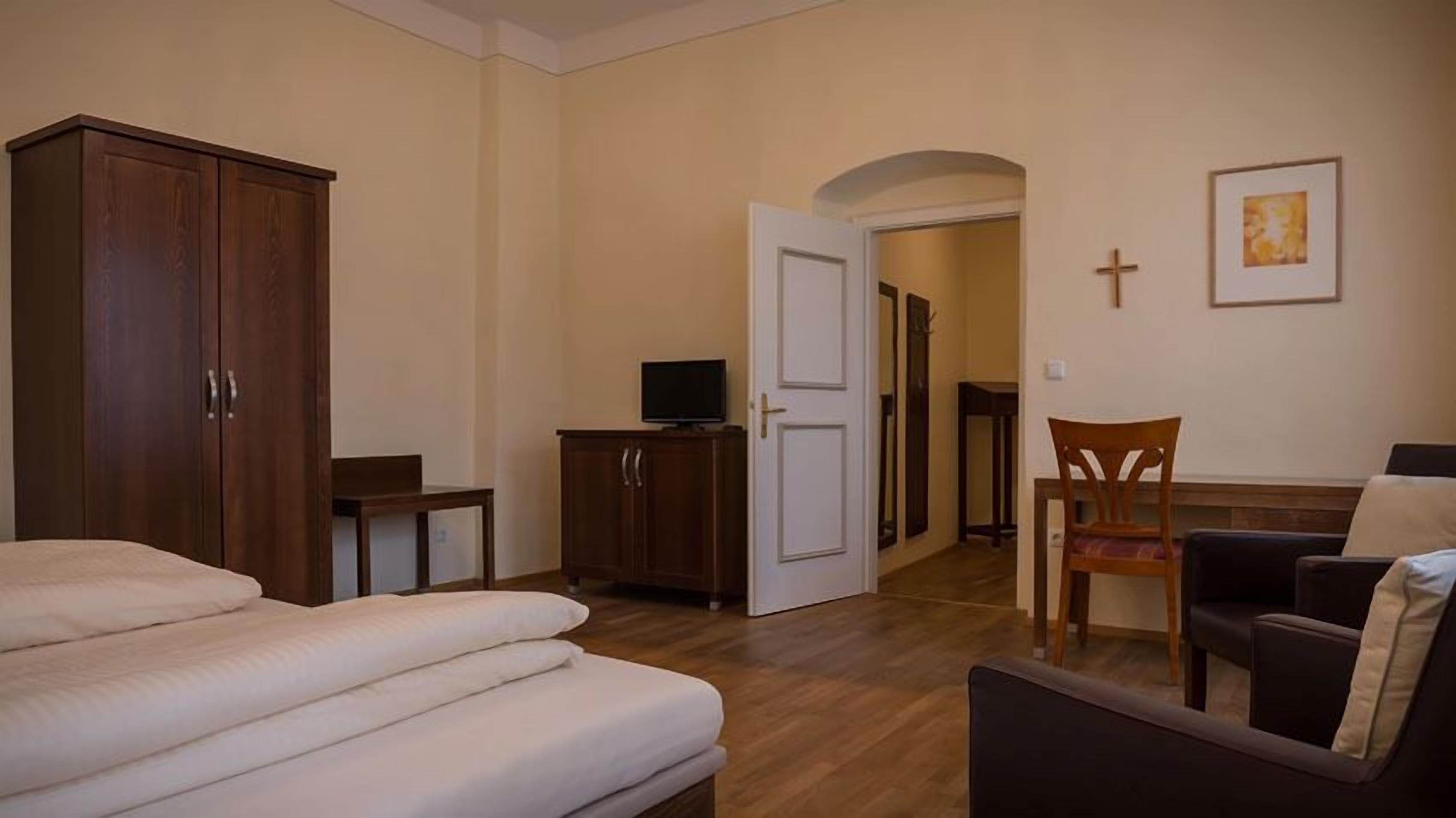 Phòng đôi | Phòng cách âm, truy cập Internet không dây miễn phí, bộ trải giường 