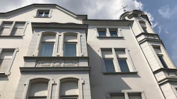 Esterni