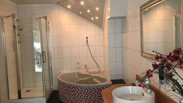 Comfort-Doppelzimmer | Komfortbadewanne