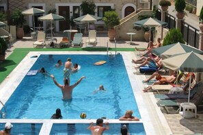 Seasonal outdoor pool - APOLLO CITY HOTEL (Hersonissos)