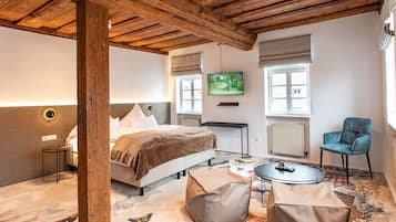 Deluxe Double Room | Premium bedding, in-room safe, desk, soundproofing