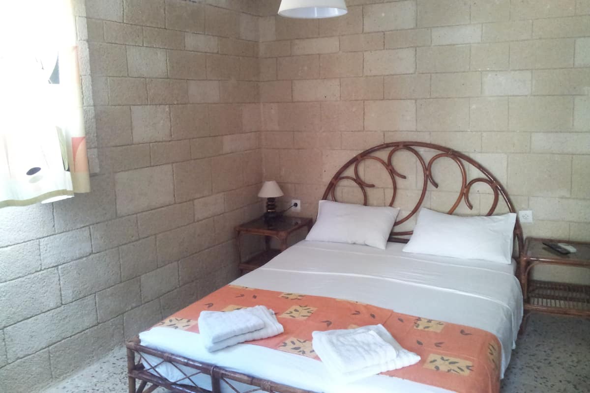 Double Room | Free WiFi