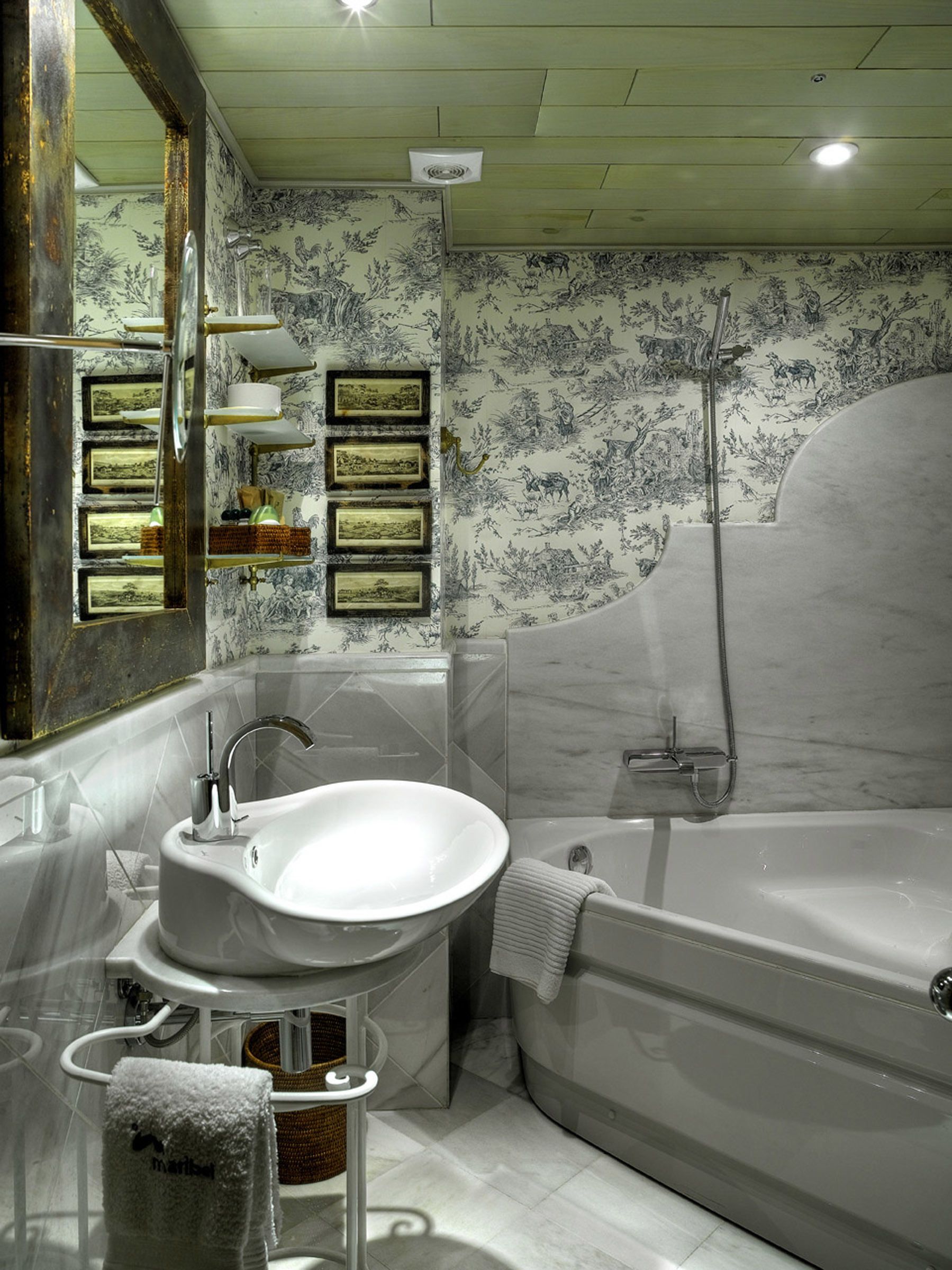 free toiletries, hair dryer, bathrobes, slippers