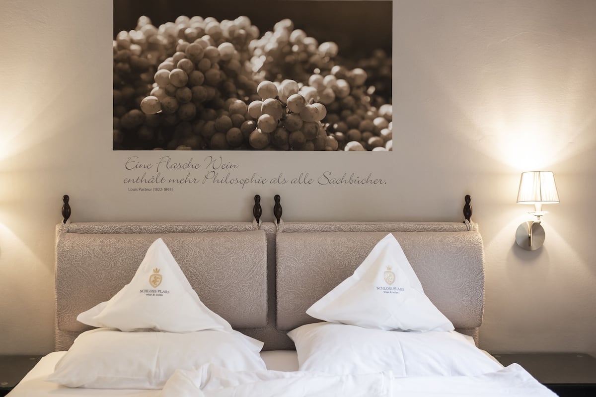 Chambre Double Classique | Literie de qualité supérieure, minibar, coffres-forts dans les chambres