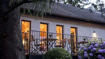 Façade de lâhĂ©bergement - soirĂ©e/nuit