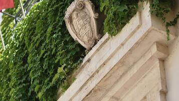 Facciata della struttura