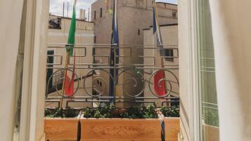 Junior-Suite, 1 Doppelbett, Whirlpool | Ausblick vom Zimmer