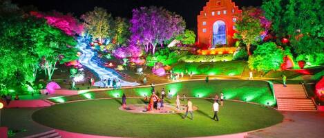 Children's play area - outdoor
