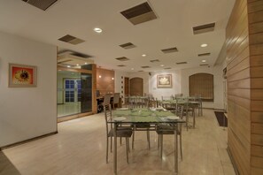 Indian cuisine - Tristar Service Apartments (Bengaluru)