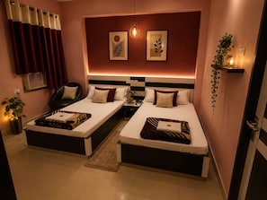 Front of property - Hotel Viraat Inn (Gaya)