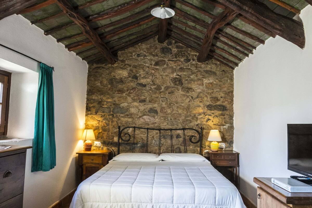 Suite familiar, 2 habitaciones | Minibar, caja fuerte, cunas (de pago) y camas supletorias