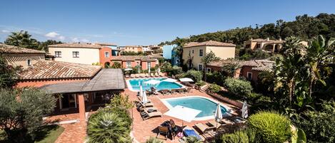 Seasonal outdoor pool, pool umbrellas, sun loungers