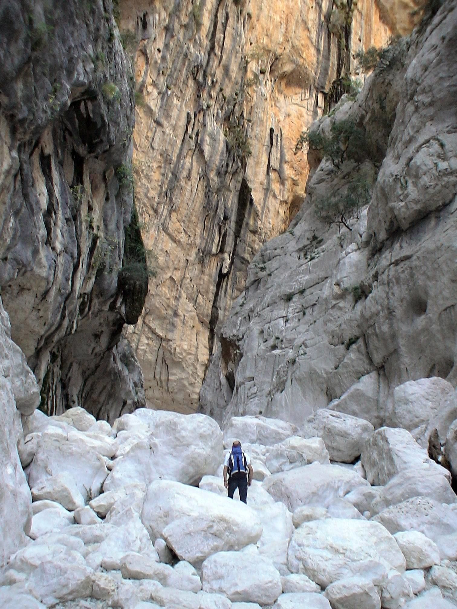 行山