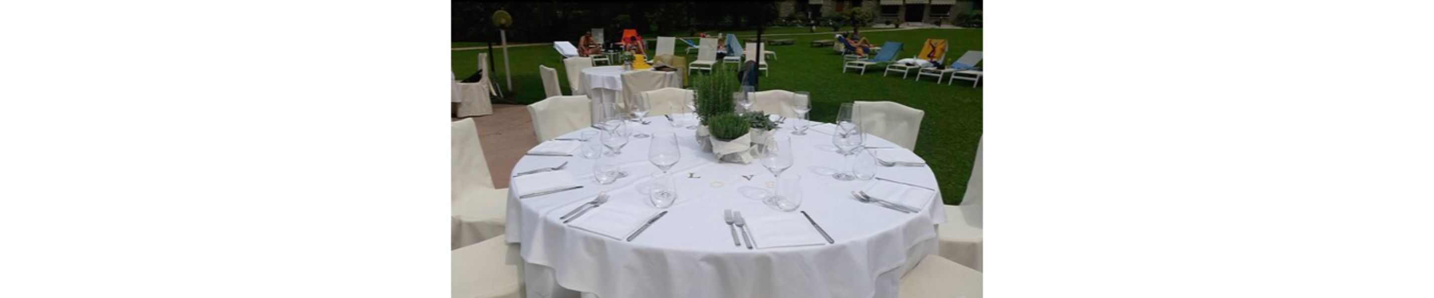 outdoor banquet area