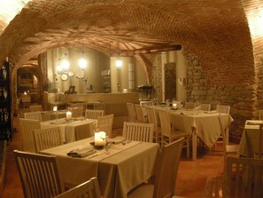 Restaurant - Villa Scati (Melazzo)