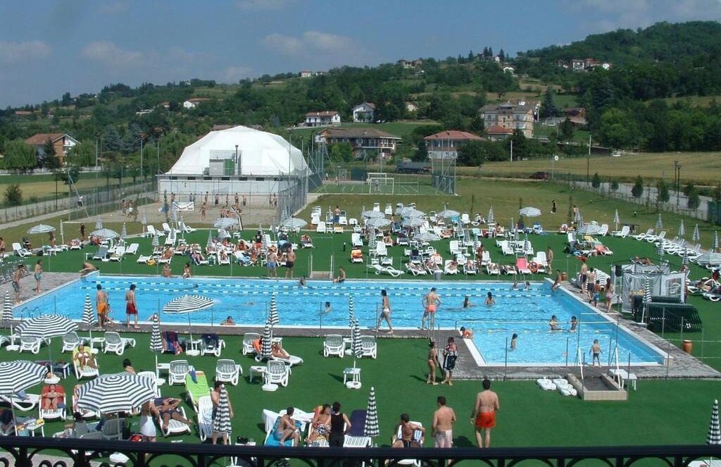 Sports court