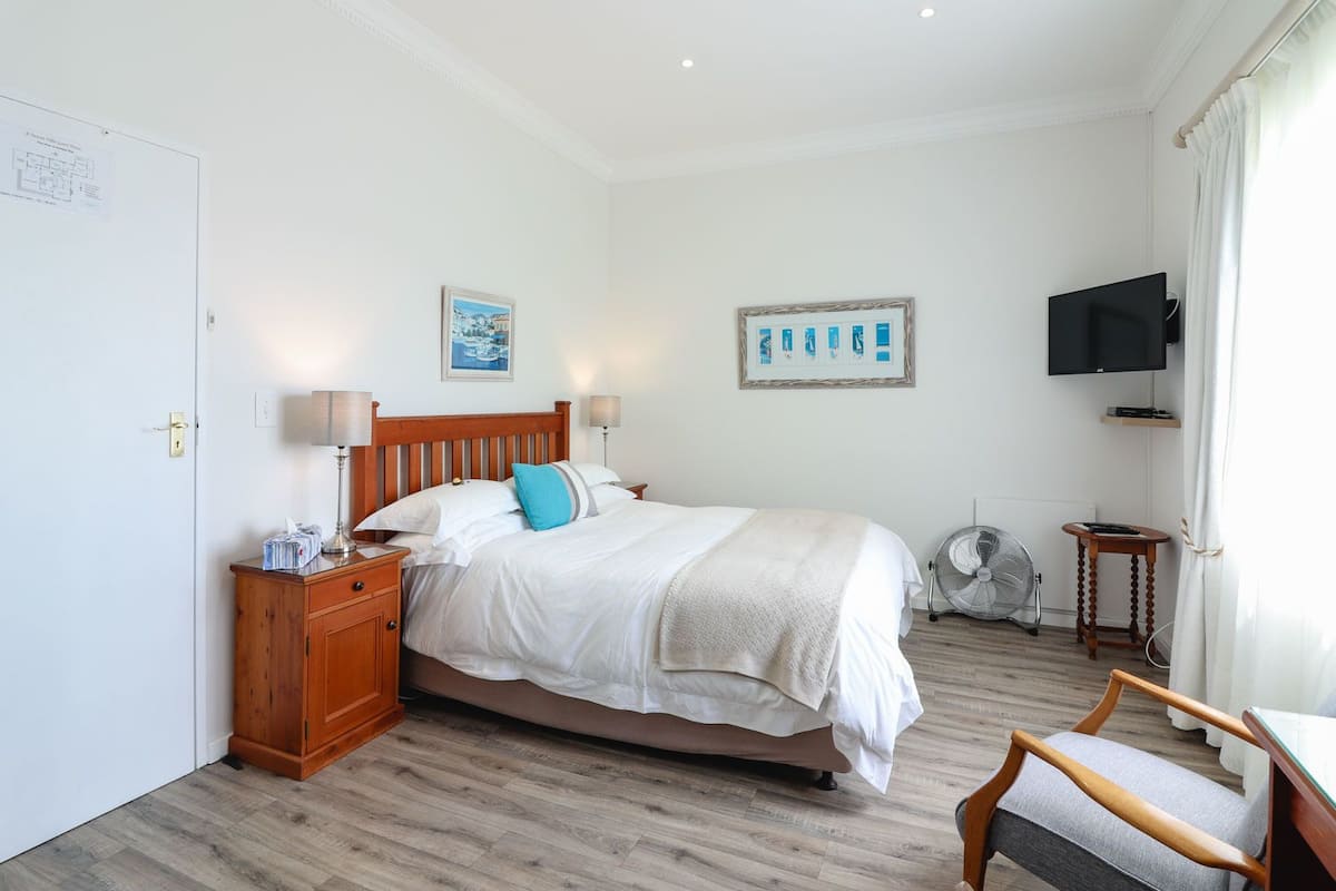 Standard Double Room (3) | 1 bedroom, premium bedding, down comforters, Tempur-Pedic beds