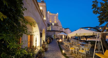 Tafoni Houses Cave Hotel