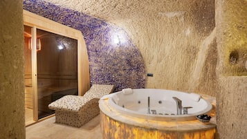 Spa Suit | Bathroom | Jetted tub, rainfall showerhead, designer toiletries, hair dryer