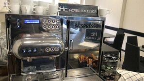 Breakfast, lunch and dinner served - Hotel Excelsior (Gabicce Mare)