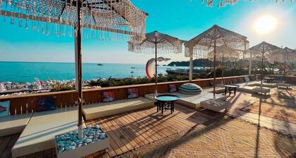 Oyster Residences