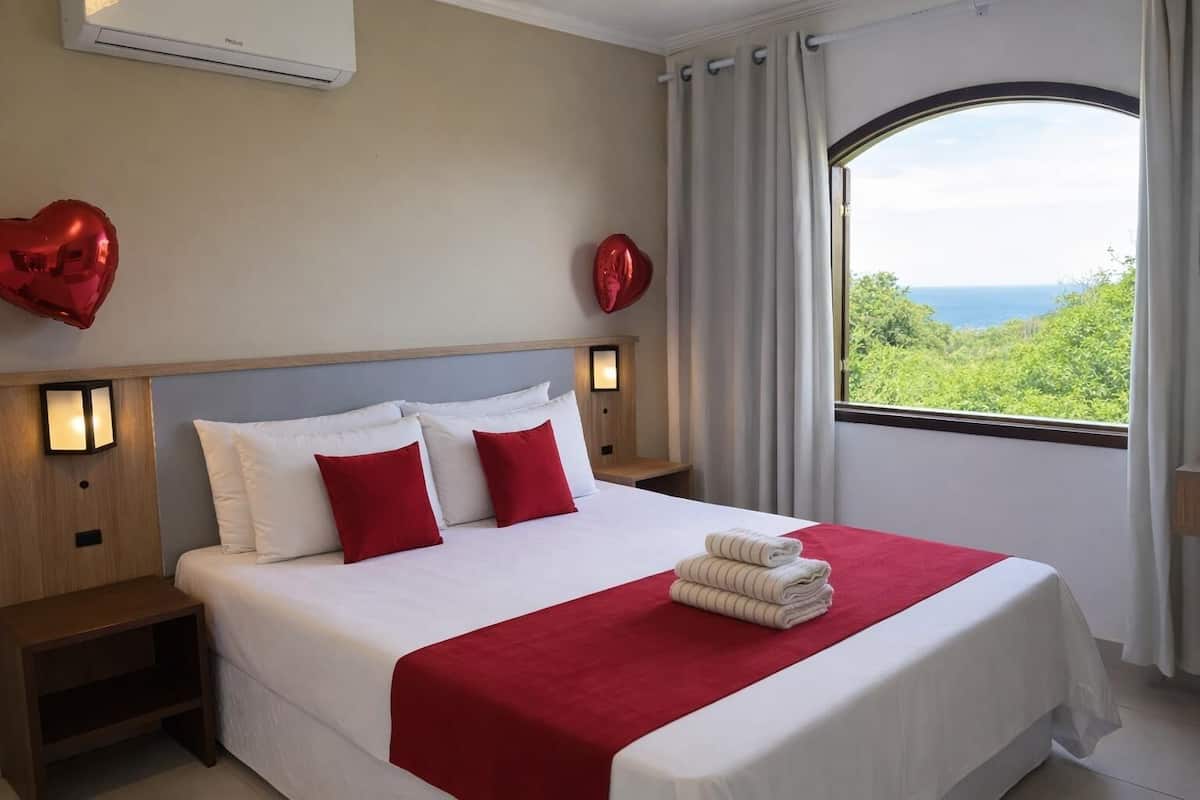 Minibar, individually decorated, iron/ironing board, free WiFi