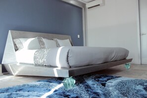 Premium bedding, in-room safe, individually decorated - Hotel Vista Hermosa (Guadalajara)