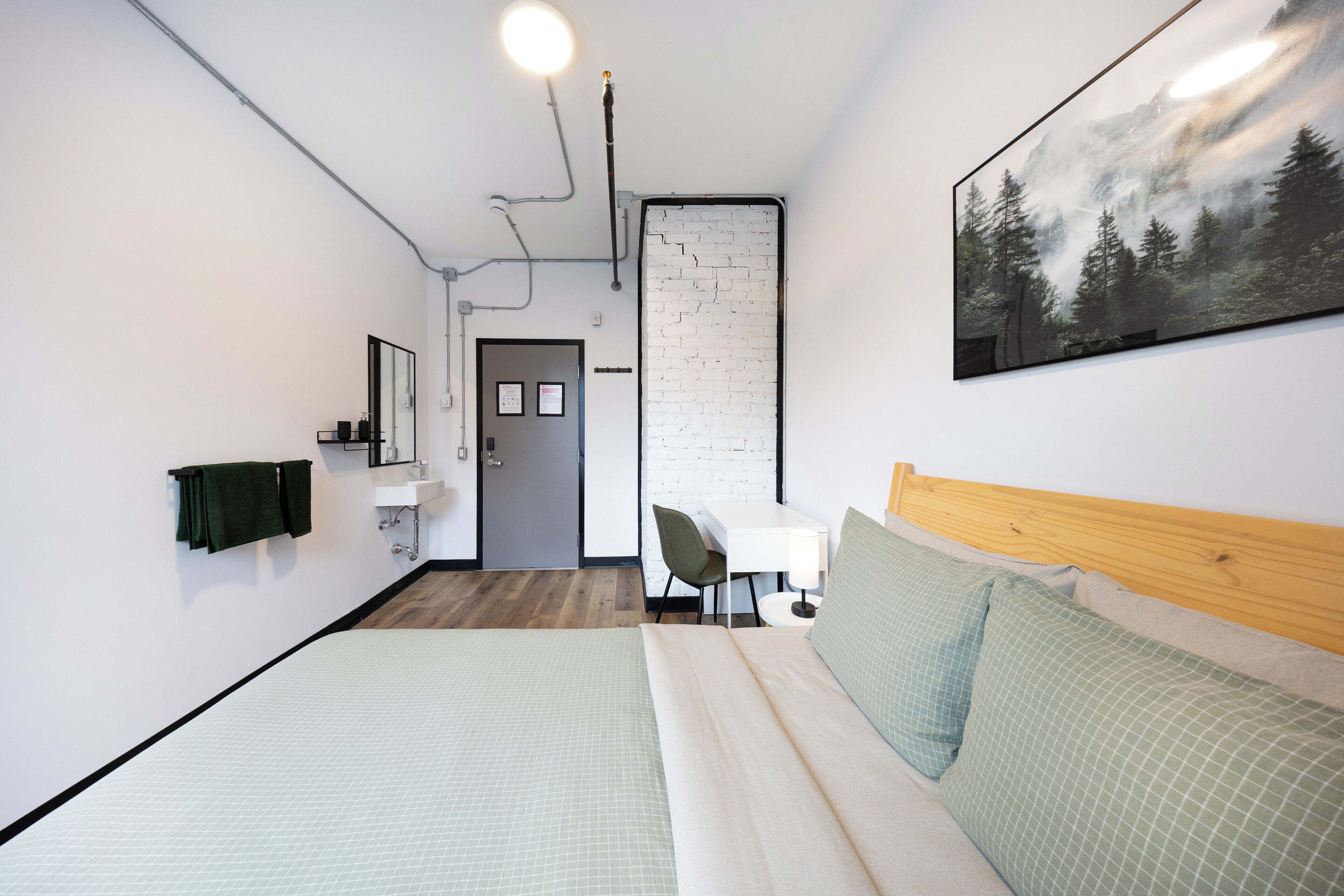 Wifi gratis y ropa de cama 