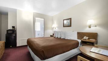 King Bed with Spa Bathtub | WiFi (free)