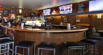 Town House Motel – Historic Old Town Eureka