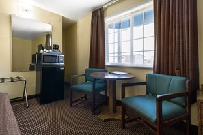 Standard Room, 2 Double Beds