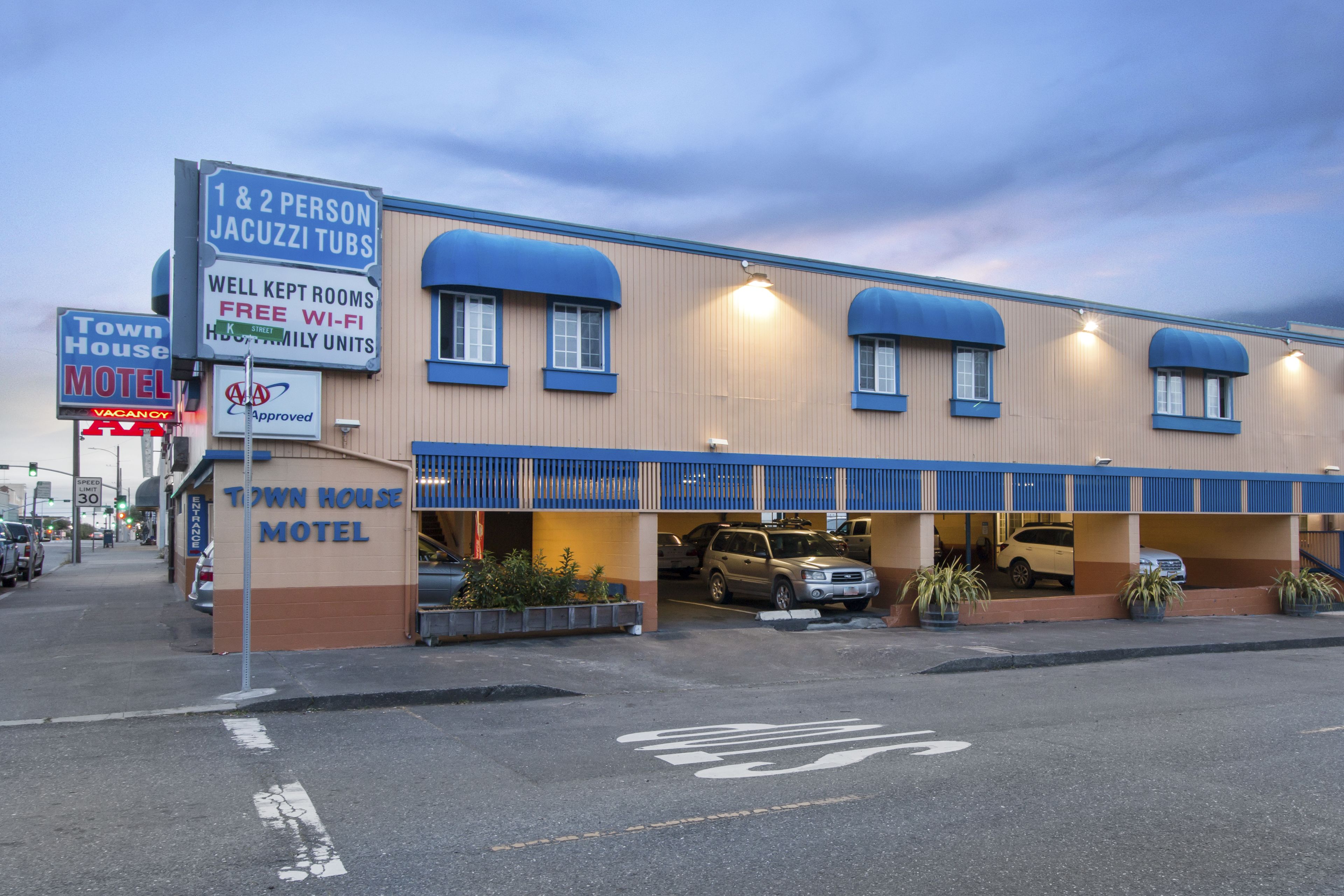 Front of property - evening/night