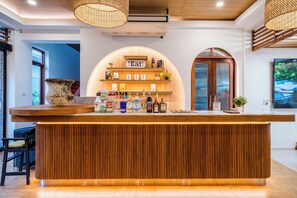 Bar (on property) - Ayrest Hotel (Hua Hin)