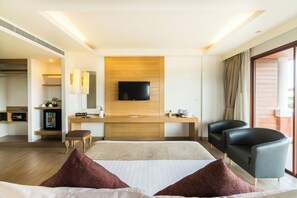 Room (Premier Pool View Deluxe) - Ayrest Hotel (Hua Hin)