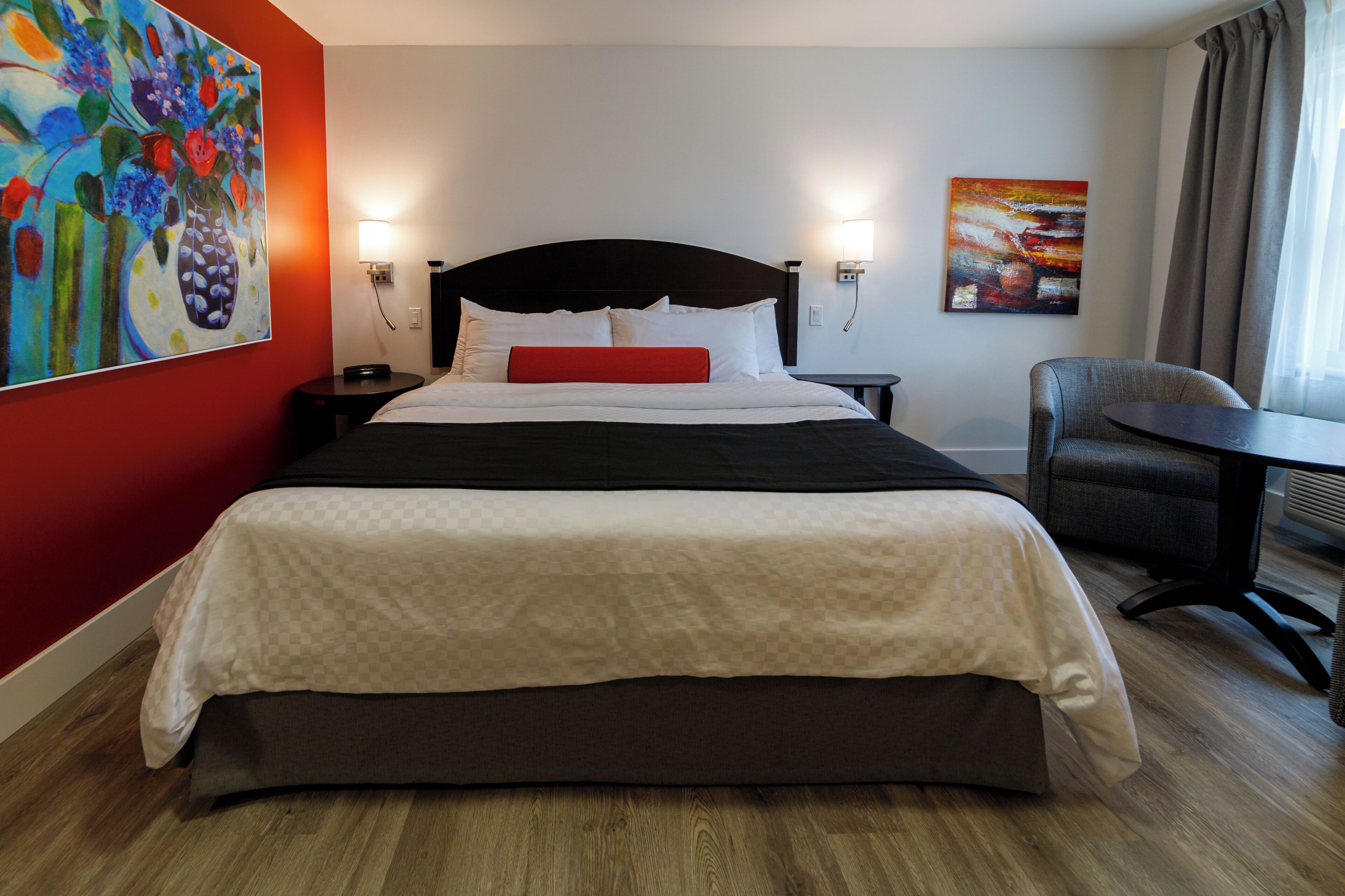 free wifi, bed sheets