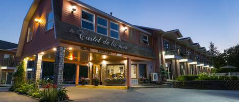 Front of property - evening/night