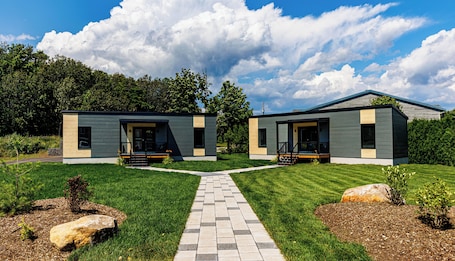 Exterior. Hôtel-Motel Castel de la Mer