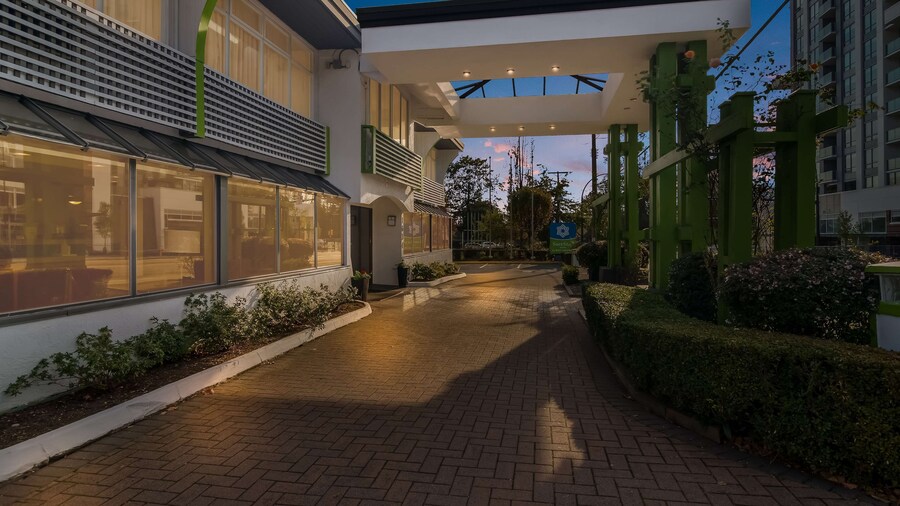 SureStay Hotel by Best Western North Vancouver Capilano