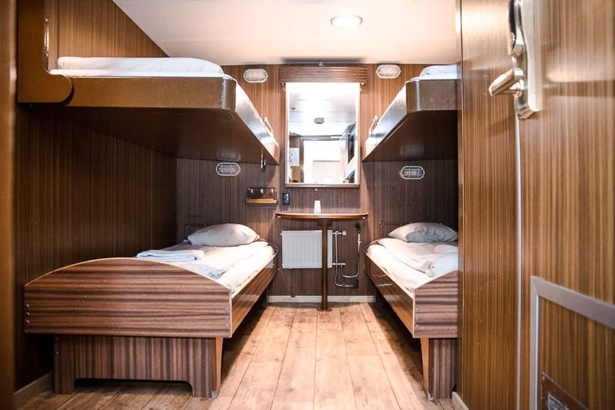 Cabin Without Window, 4 beds