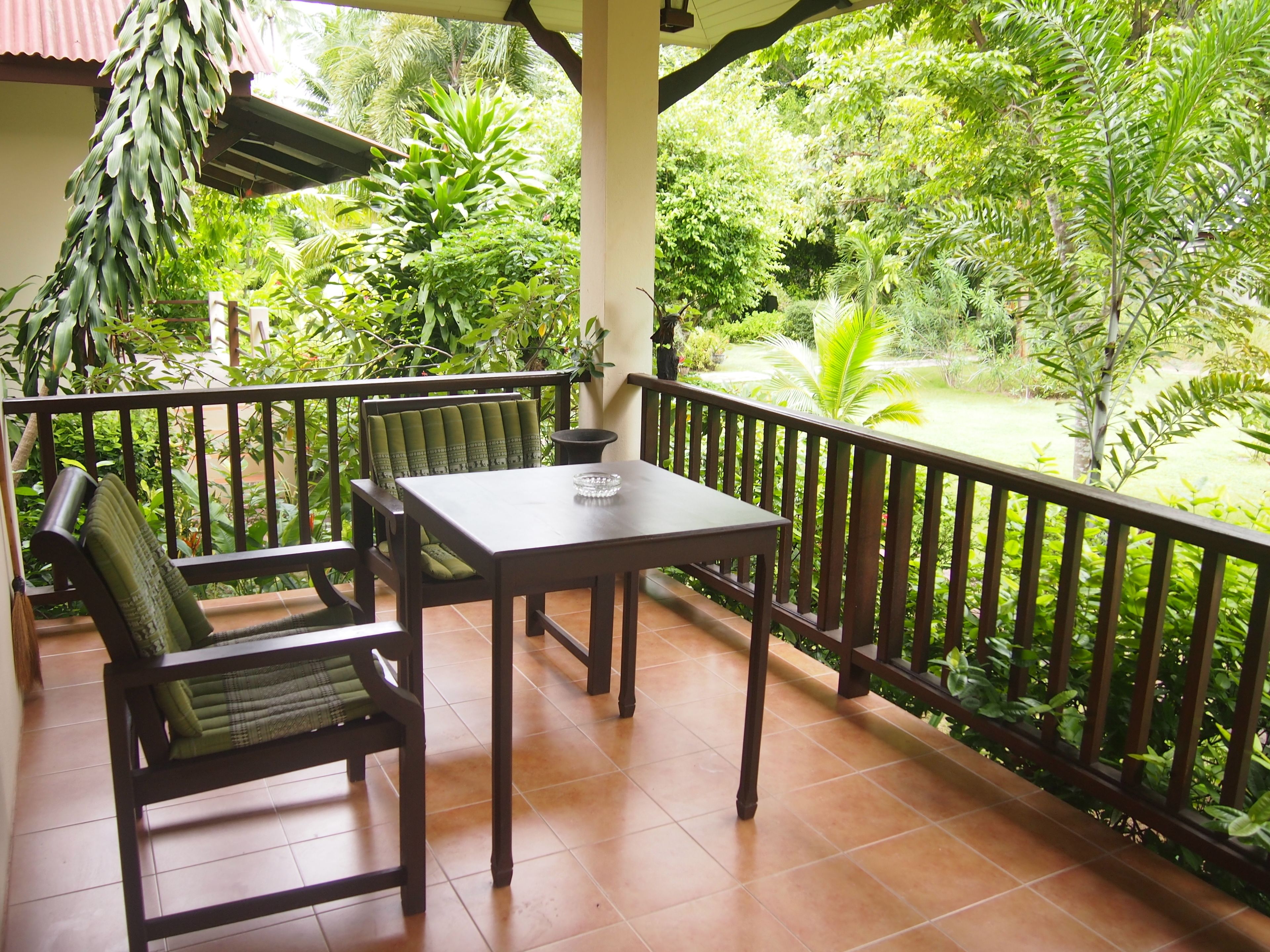 deluxe double room, garden view | balcony