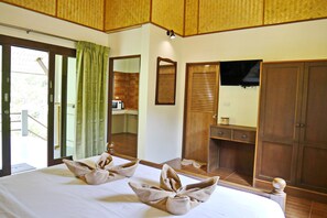 Deluxe Bungalow, 1 Bedroom, Garden View, Courtyard Area | Desk, blackout drapes, free WiFi - Manita Resort (Koh Samui)