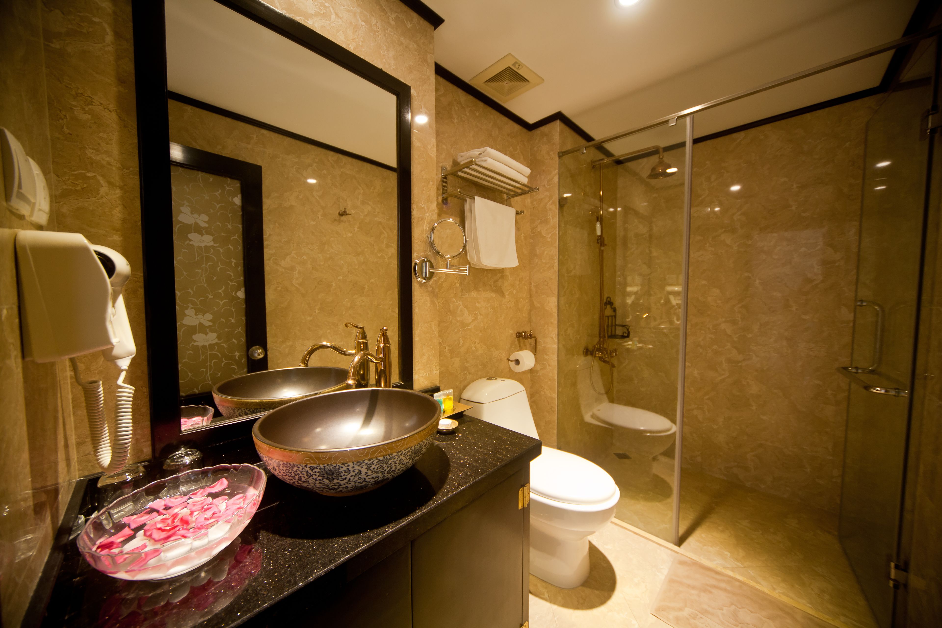 shower, free toiletries, hair dryer, bathrobes